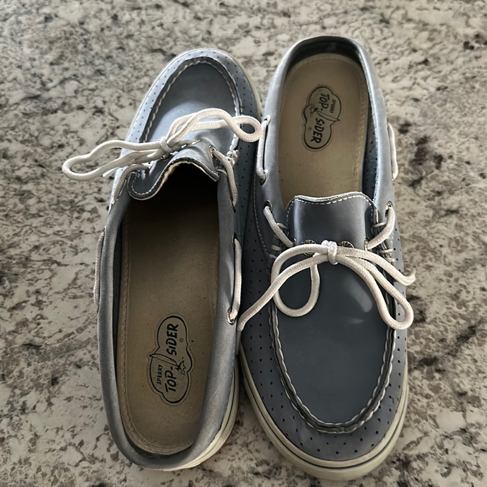 Sperrt Top Sider blue suede slides